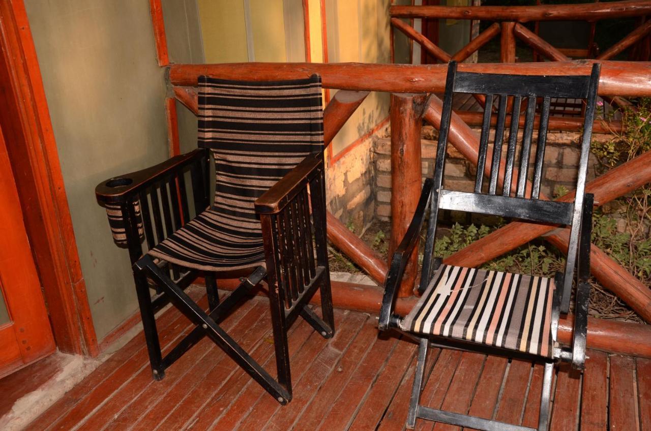 Irungu Forest Safari Lodge Katunguru Dış mekan fotoğraf