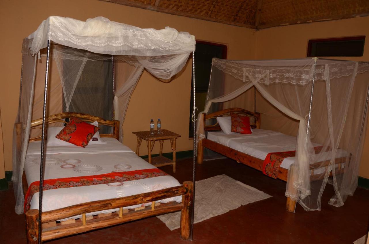 Irungu Forest Safari Lodge Katunguru Dış mekan fotoğraf