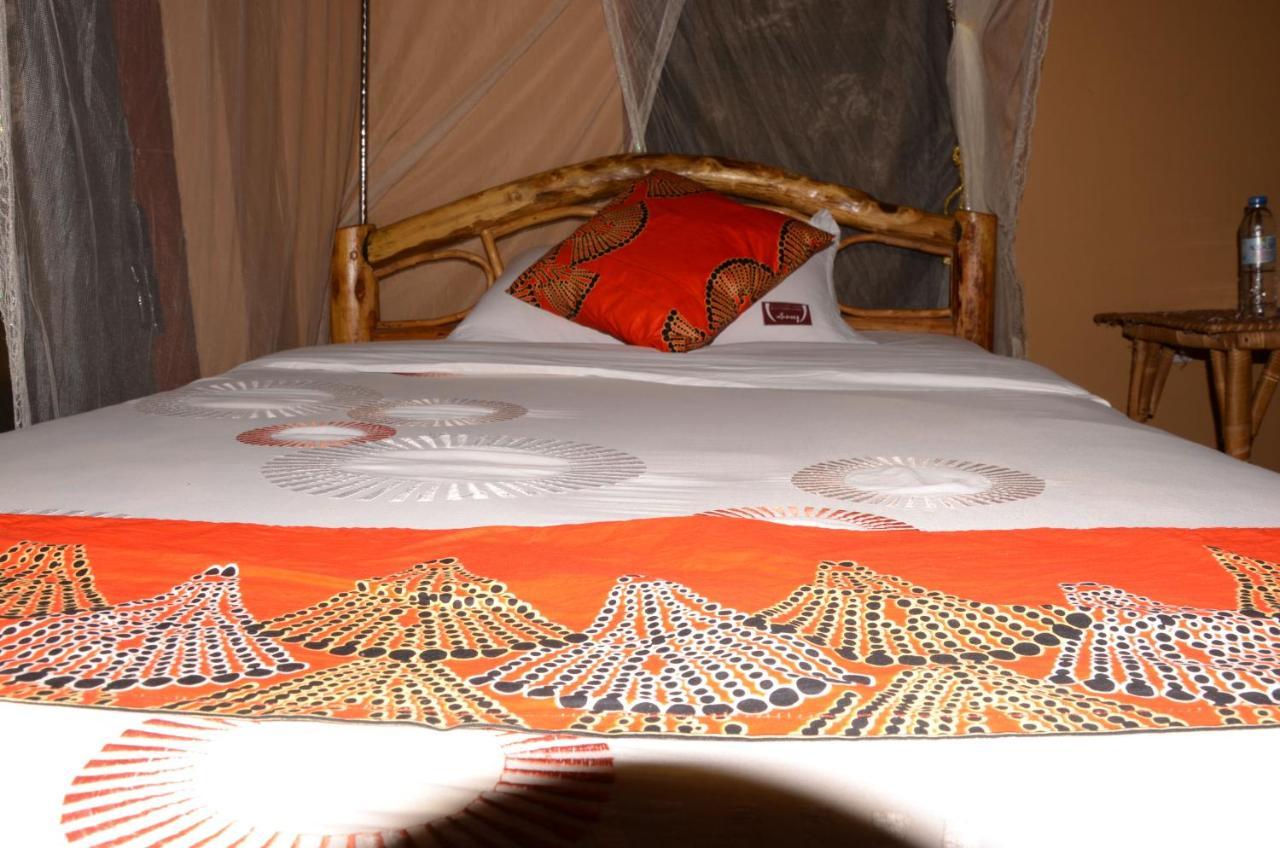 Irungu Forest Safari Lodge Katunguru Dış mekan fotoğraf