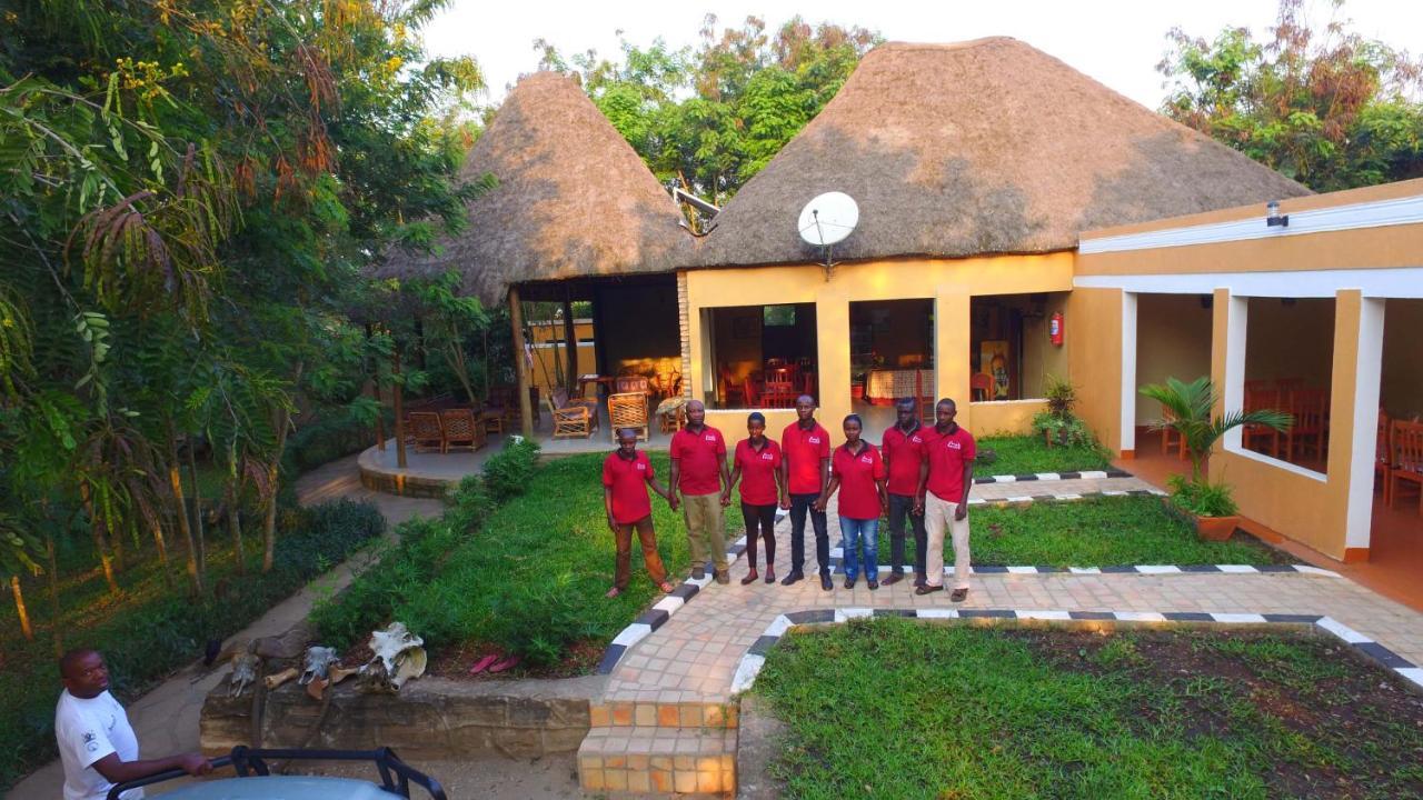 Irungu Forest Safari Lodge Katunguru Dış mekan fotoğraf