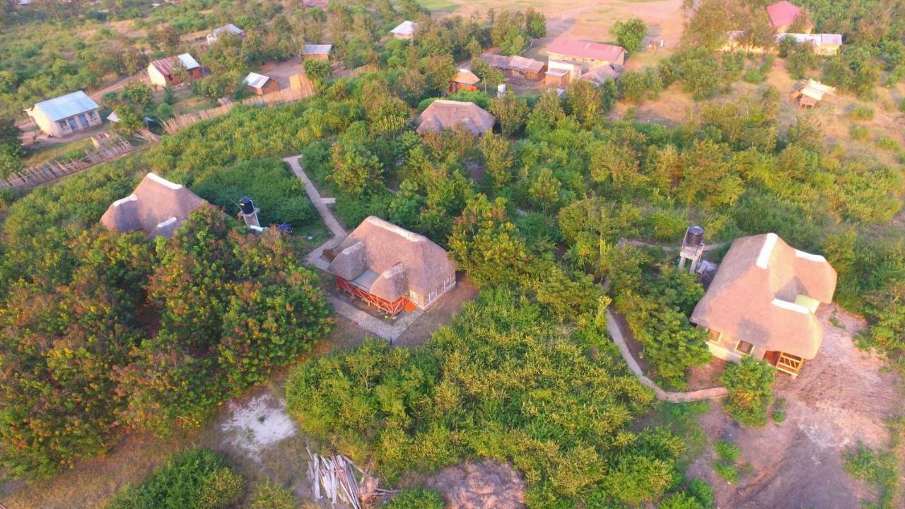 Irungu Forest Safari Lodge Katunguru Dış mekan fotoğraf
